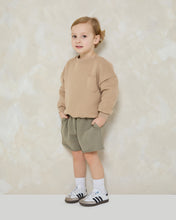 Load image into Gallery viewer, Khaki Raw Hem Shorts