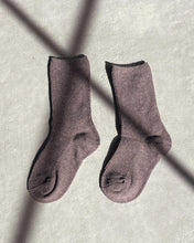 Load image into Gallery viewer, Plum Ribbed Socks
